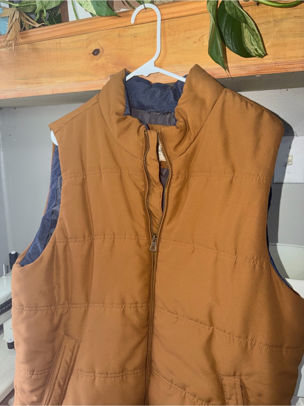 Vintage Quilted Puffer Vest in Caramel Brown
